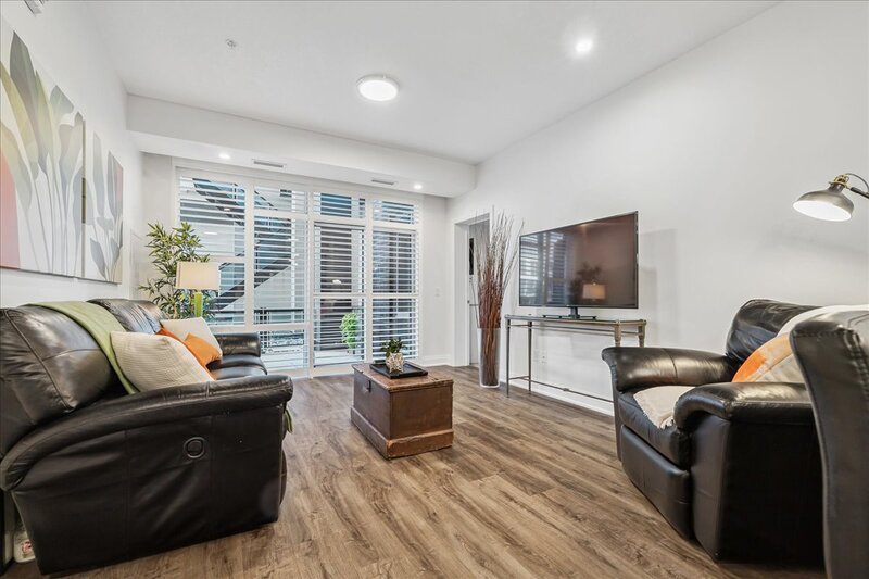 #150 - 16 Concord Pl, Grimsby