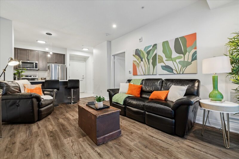 #150 - 16 Concord Pl, Grimsby