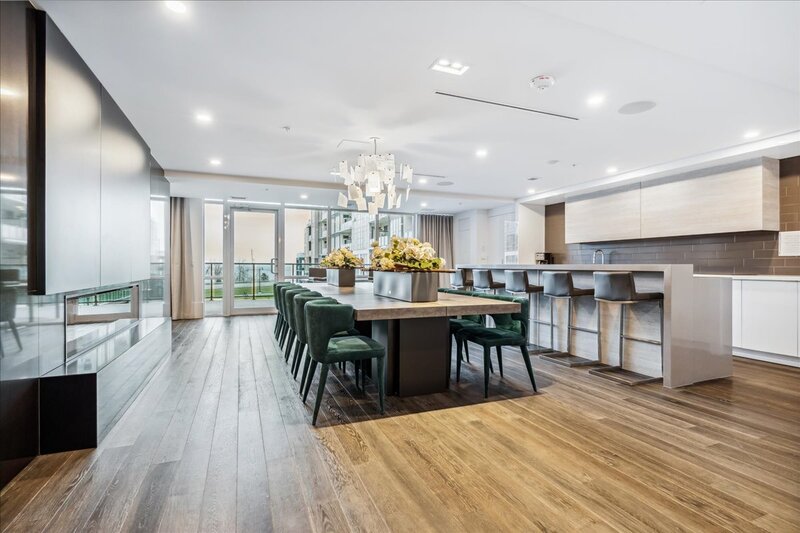 #150 - 16 Concord Pl, Grimsby