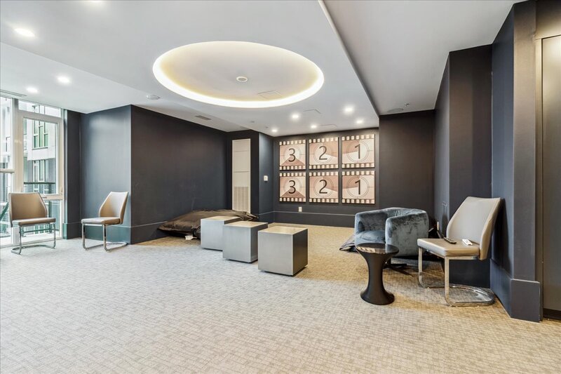 #150 - 16 Concord Pl, Grimsby