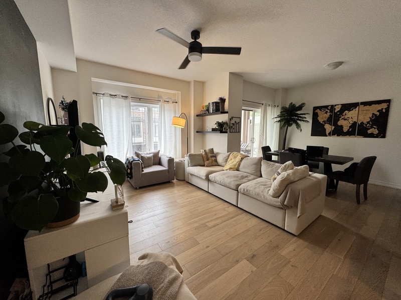 #142-77 Diana Ave, Brantford