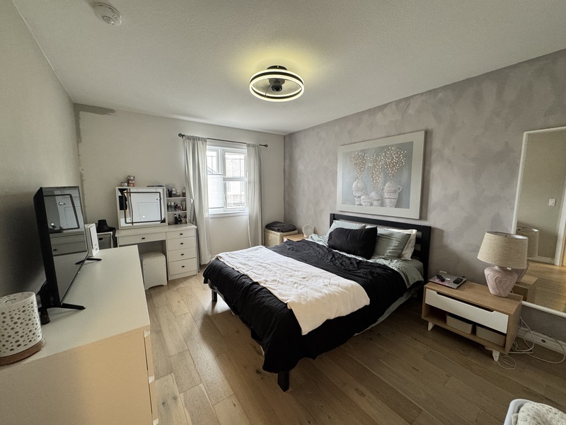 #142-77 Diana Ave, Brantford