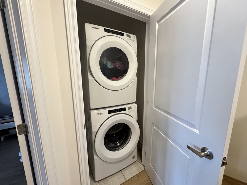 #142-77 Diana Ave, Brantford