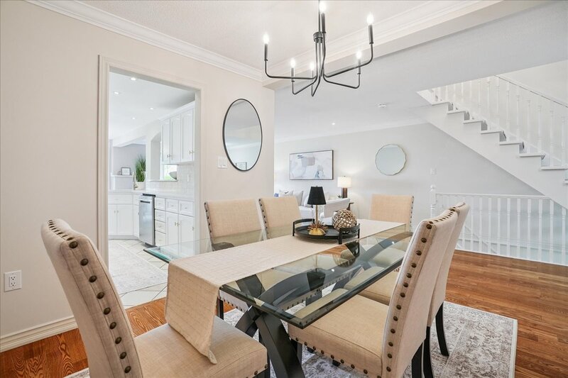 55 Edgewater Dr, Stoney Creek ON