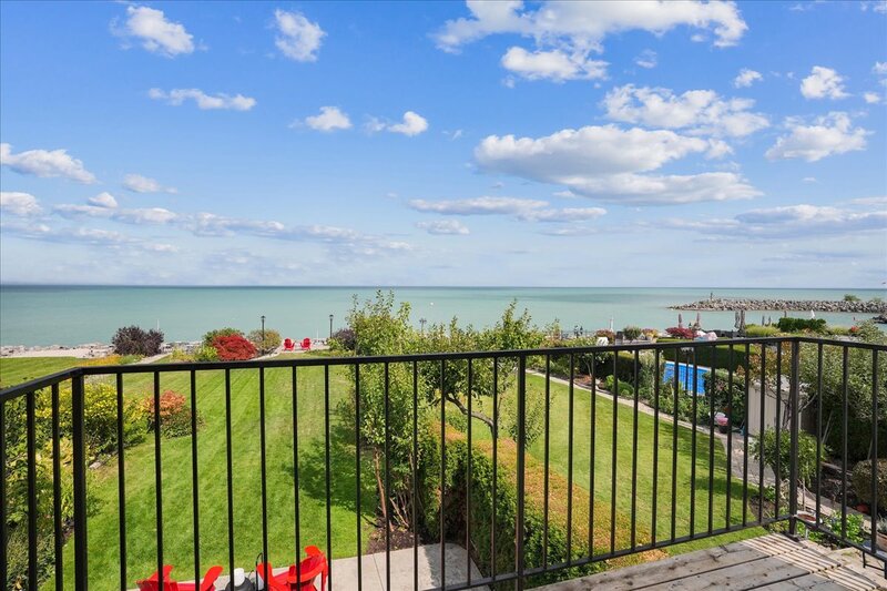55 Edgewater Dr, Stoney Creek ON