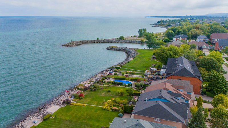 55 Edgewater Dr, Stoney Creek ON