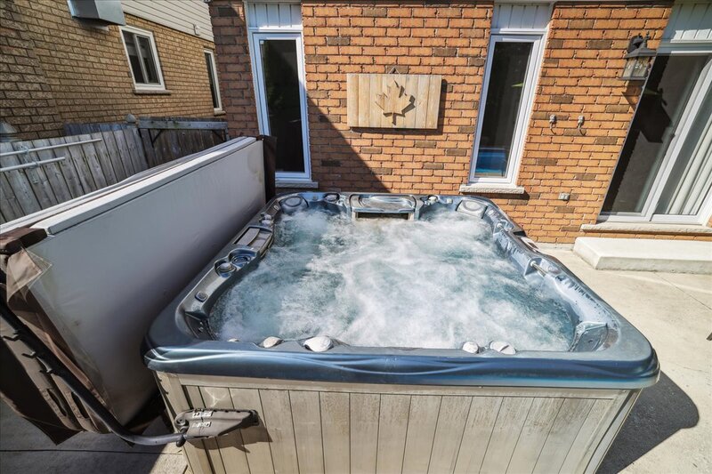 1 Parkvista Pl, Stoney Creek