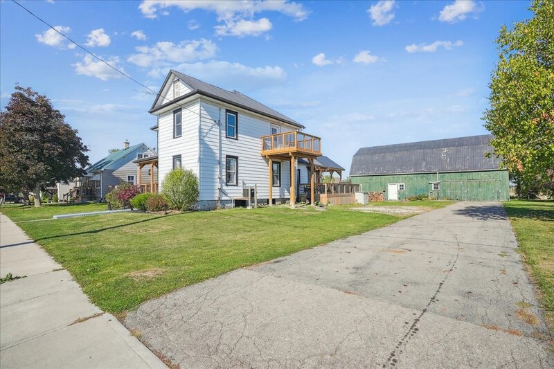 15 Main Ave E, Fisherville ON