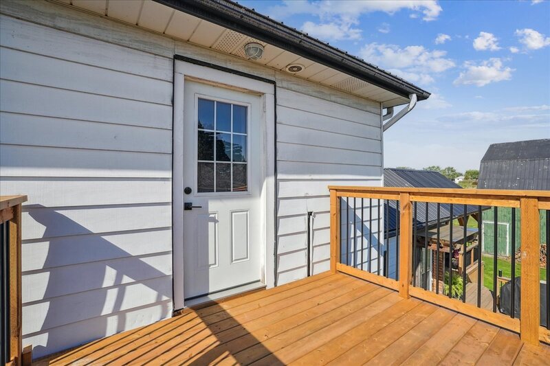 15 Main Ave E, Fisherville ON