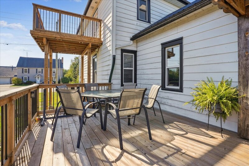 15 Main Ave E, Fisherville ON