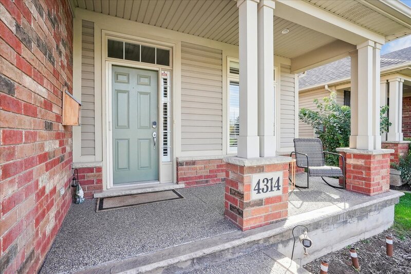 4314 Lindsey Cres, Beamsville ON