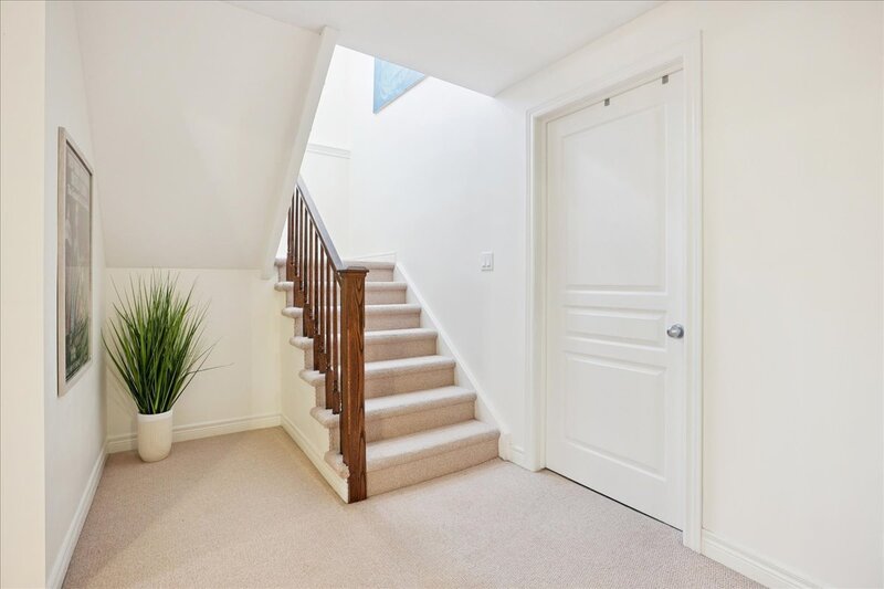 4314 Lindsey Cres, Beamsville ON