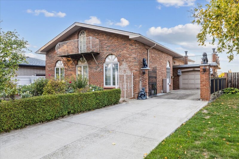 #72-5080 Fairview St, Burlington
