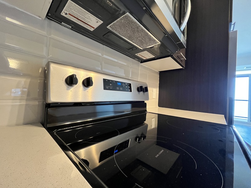 #1007 - 385 Winston Rd, Grimsby