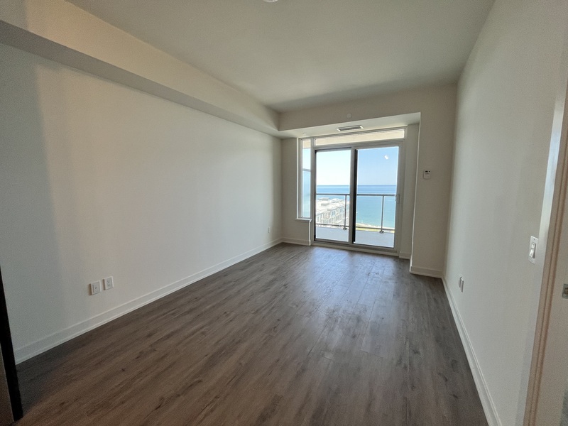 #1007 - 385 Winston Rd, Grimsby