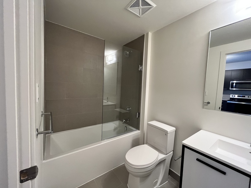 #1007 - 385 Winston Rd, Grimsby