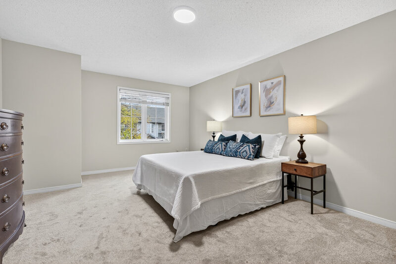 #37-76 Frances Ave, Stoney Creek