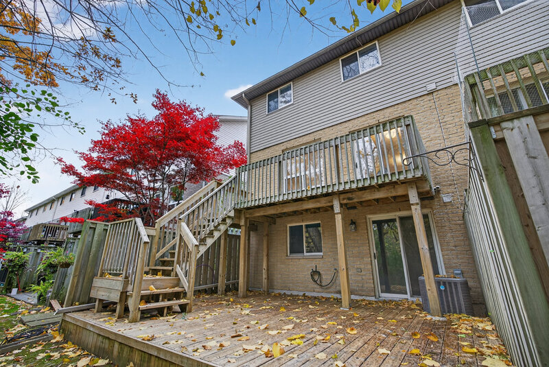 #37-76 Frances Ave, Stoney Creek