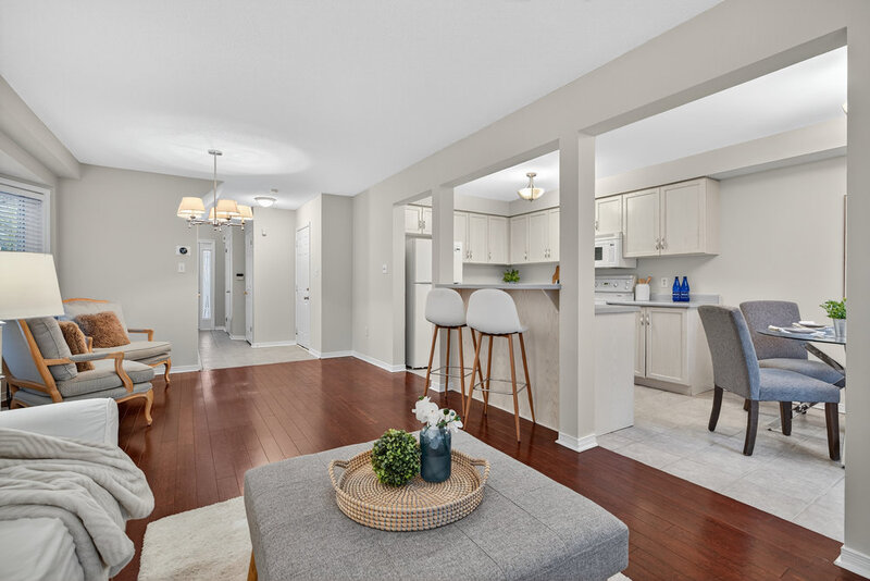 #37-76 Frances Ave, Stoney Creek