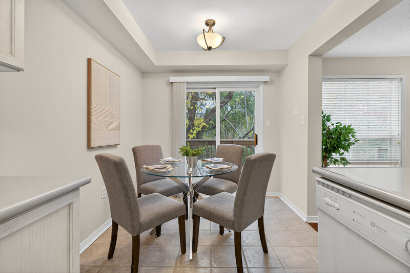 #37-76 Frances Ave, Stoney Creek