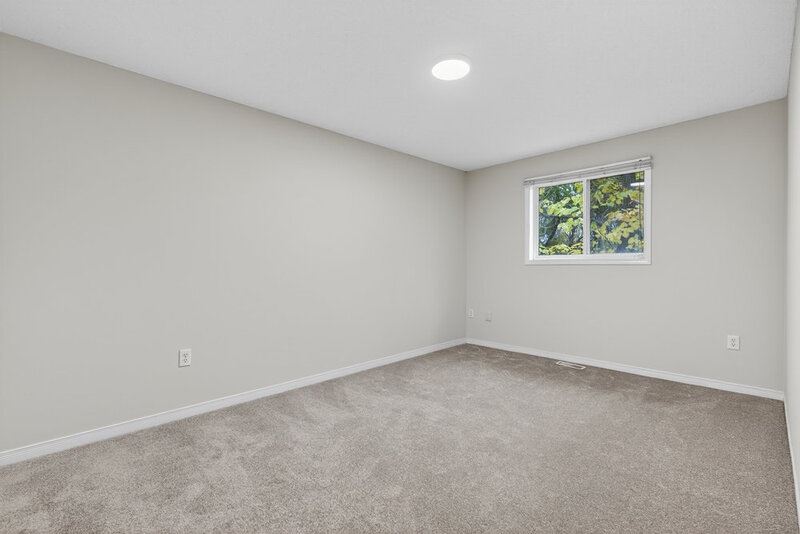 #37-76 Frances Ave, Stoney Creek