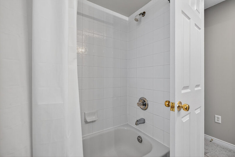 #37-76 Frances Ave, Stoney Creek