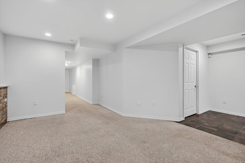 #37-76 Frances Ave, Stoney Creek