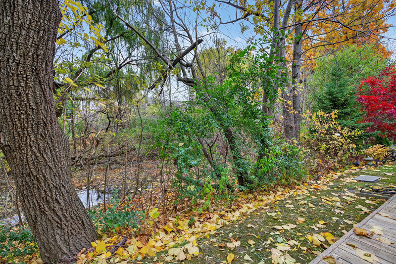 #37-76 Frances Ave, Stoney Creek