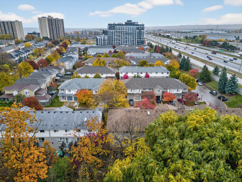 #37-76 Frances Ave, Stoney Creek