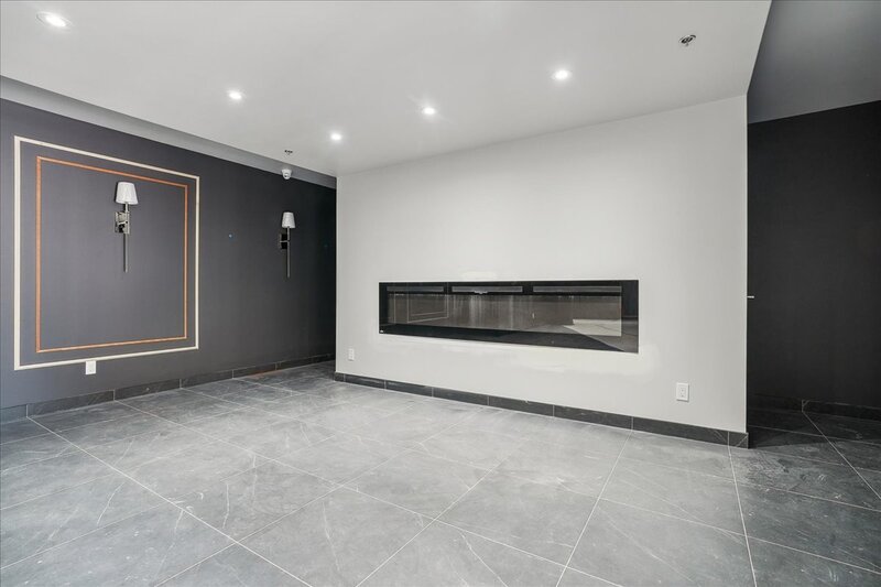 #124 - 153 Wilson St W, Ancaster