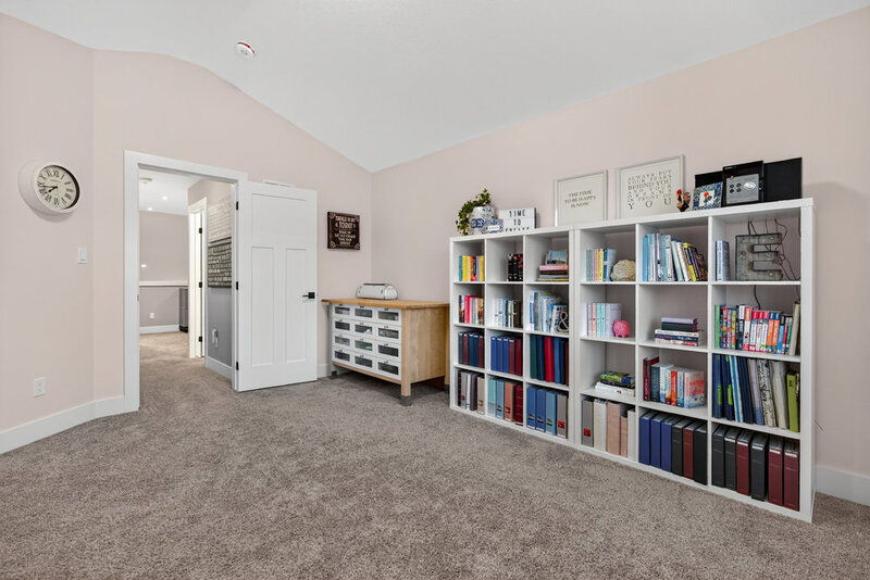 5 Macassa Crt, Grimsby