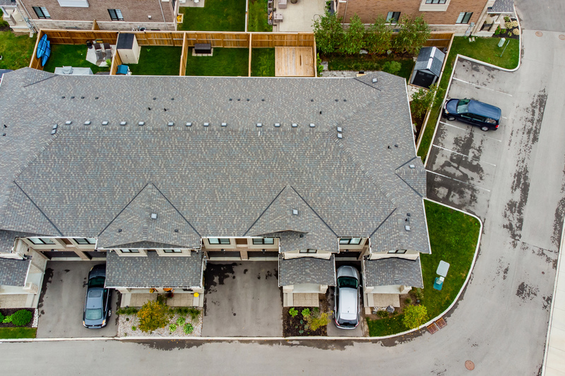 27 Waterview Ln, Grimsby