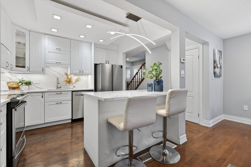 #46-610 Barton St, Stoney Creek