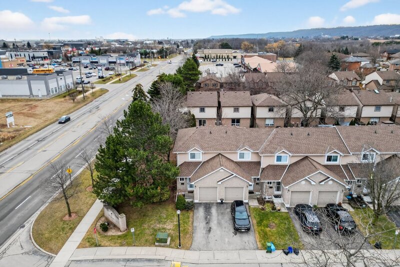 #46-610 Barton St, Stoney Creek