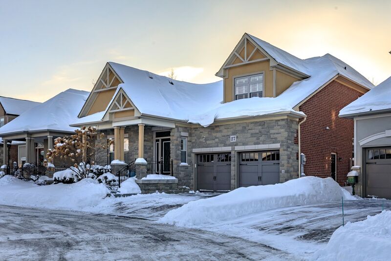 27 Black Walnut Cres, Ancaster ON