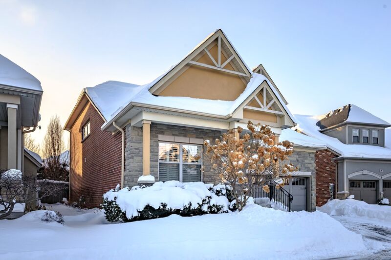 27 Black Walnut Cres, Ancaster ON