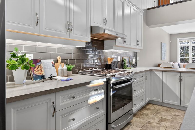 27 Black Walnut Cres, Ancaster ON