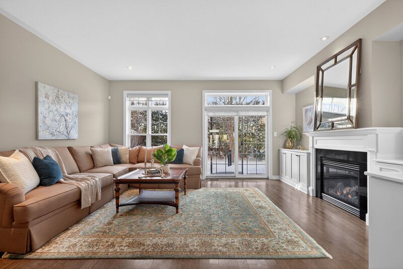 27 Black Walnut Cres, Ancaster ON