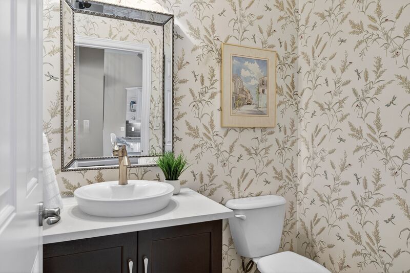 27 Black Walnut Cres, Ancaster ON