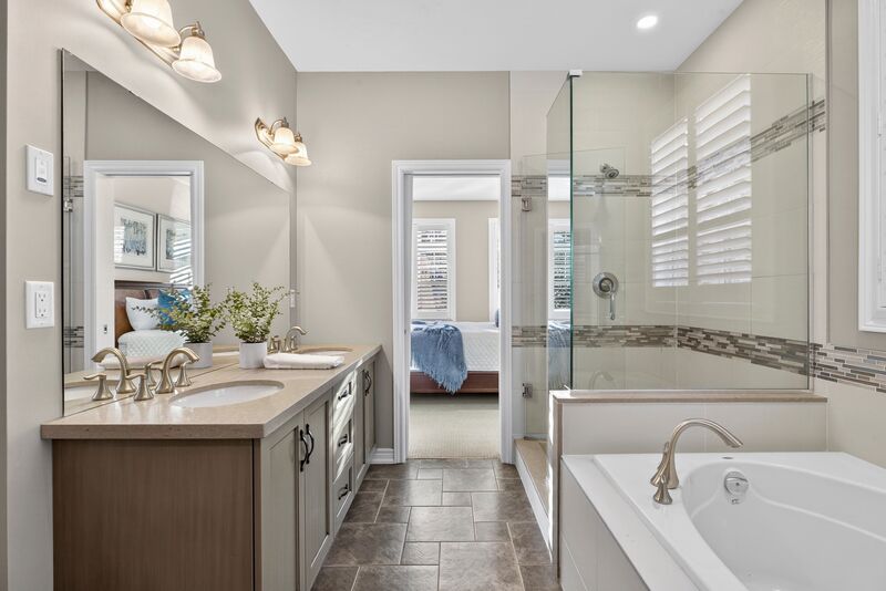 27 Black Walnut Cres, Ancaster ON