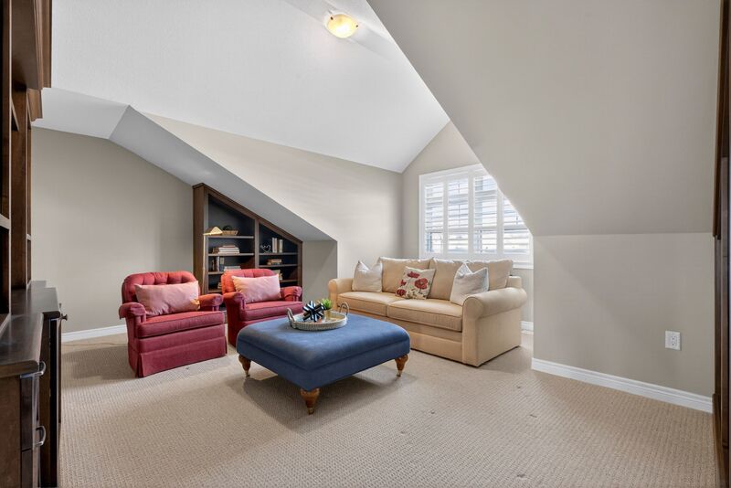 27 Black Walnut Cres, Ancaster ON