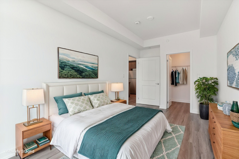 #815 - 460 Dundas St E, Waterdown