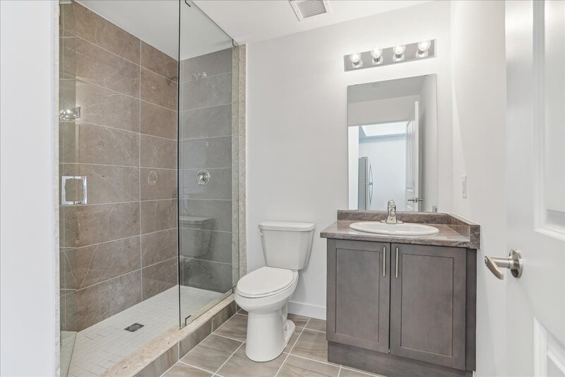 #815 - 460 Dundas St E, Waterdown