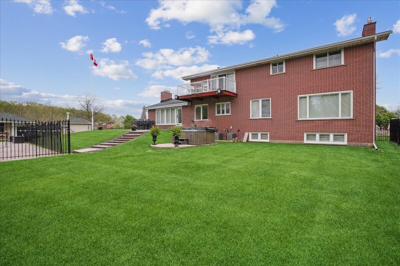 10 Azalea Ct, Hamilton