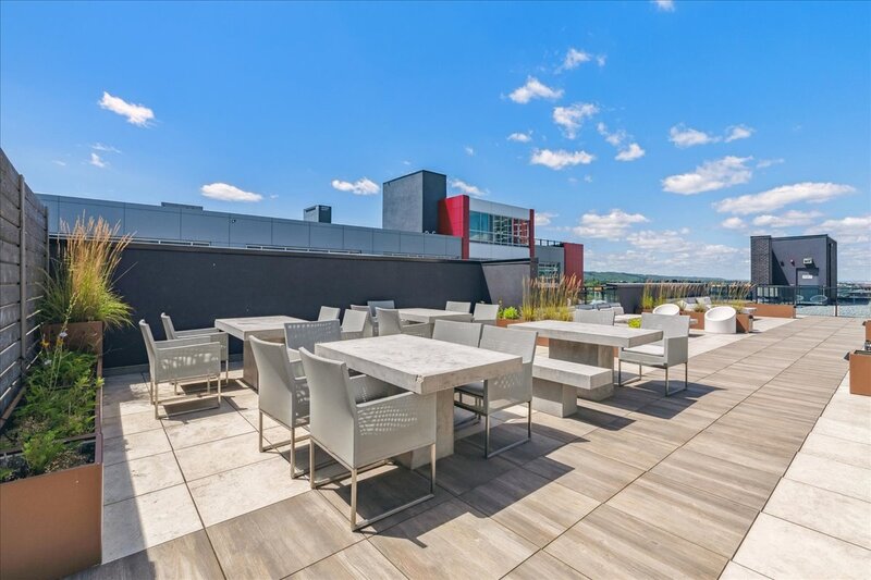 STUNNING WATERFRONT AQUABLU CONDO IN GRIMSBY!