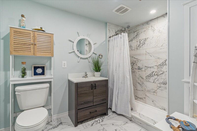 MODERN SPACIOUS OPEN CONCEPT BUNGALOW IN HAGERSVILLE!