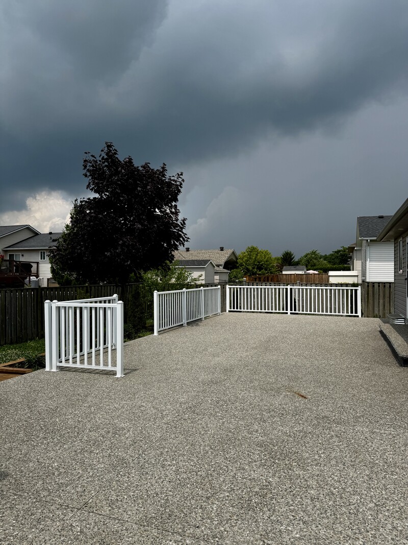MODERN SPACIOUS OPEN CONCEPT BUNGALOW IN HAGERSVILLE!