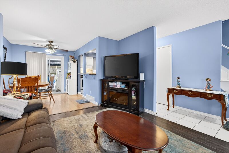 GREAT OPPORTUNITY IN THIS HAMILTON MOUNTAIN HOME!