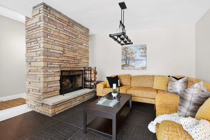 ONE OF A KIND BUNGALOW IN WELLAND!