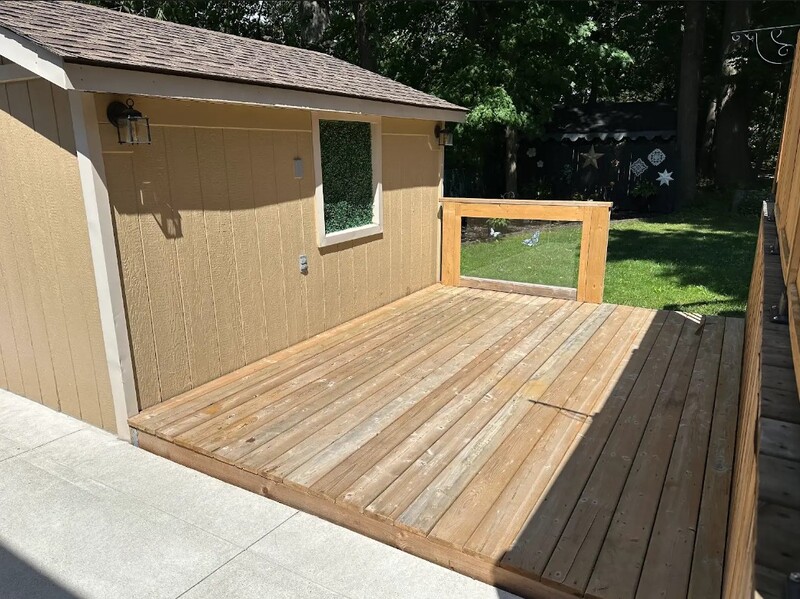 WELL MAINTAINED LOWER LEVEL SUITE ON A QUIET COURT